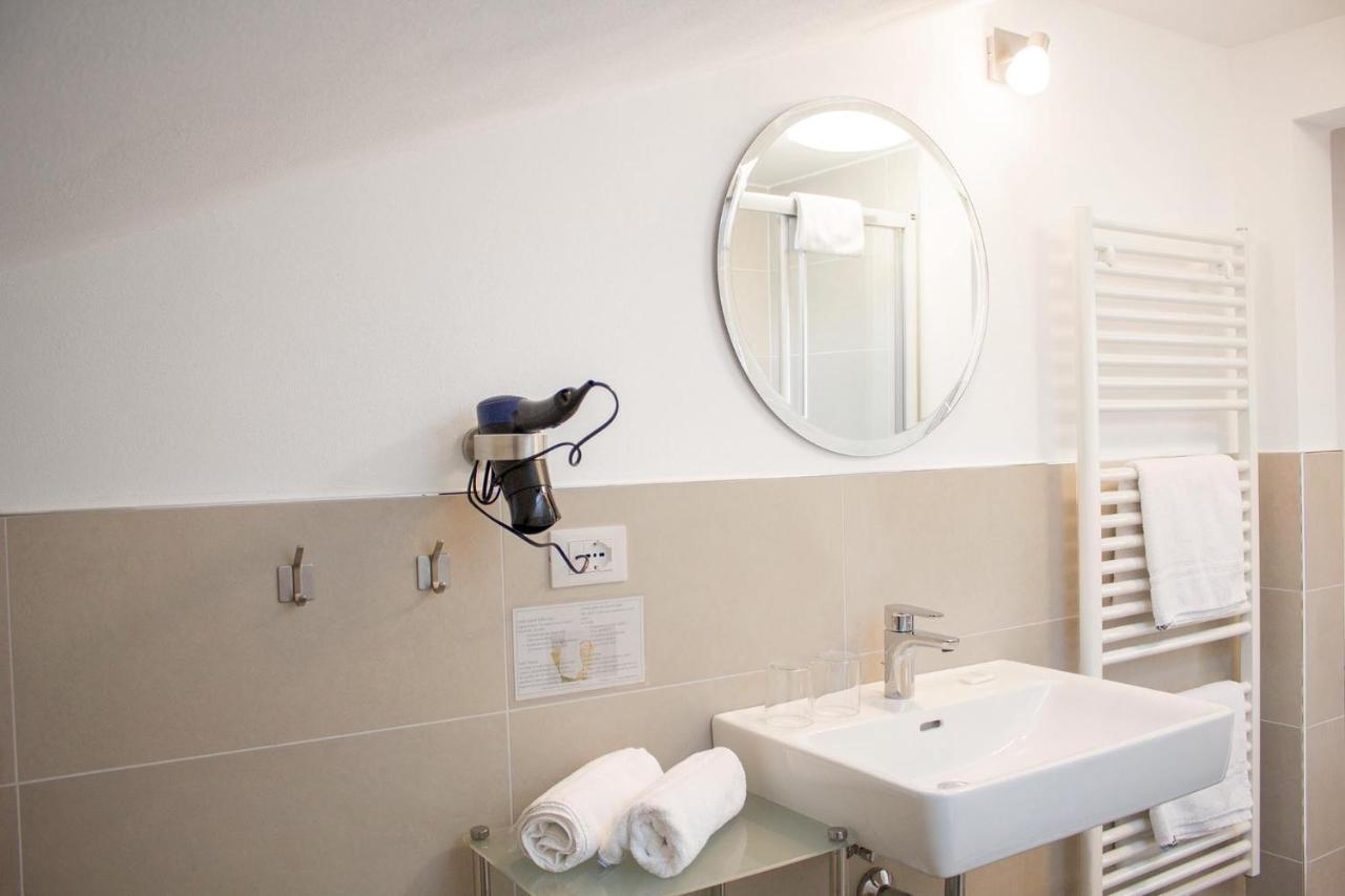 Schenna Garni Eden Bed&Breakfast Dış mekan fotoğraf